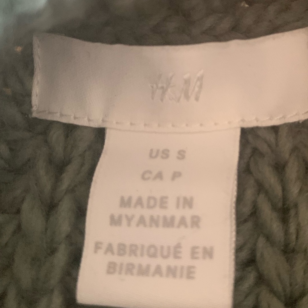 H&M Cropped Turtleneck Long Sleeve Cable Knit Green Sweater Women’s Small Prelov - Picture 2 of 7